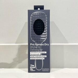 🟣2/$20 NEW Conair The Knot Doctor Pro Xpress Dry Styler & Detangler Vent Brush